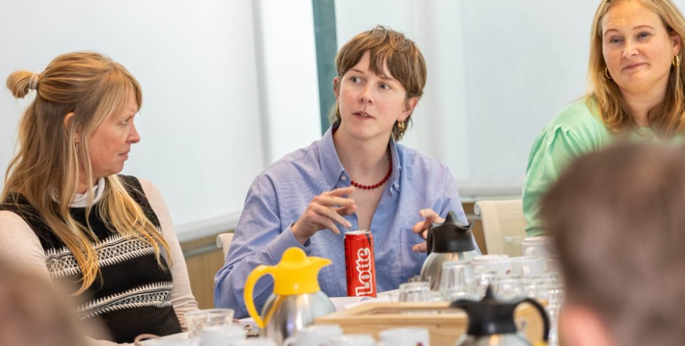 Raad van toekomst  in gesprek met directie