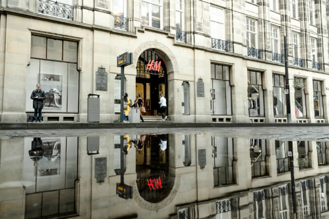 ASN fondsen beleggen niet langer in H&M (en andere kledingbedrijven)
